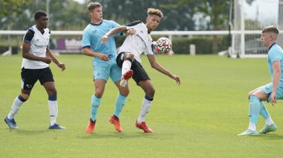 Under-18s Set For Manchester United Test