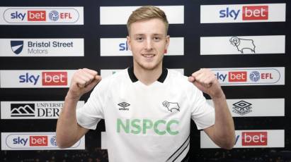 Derby Land Tottenham Midfielder White On Loan