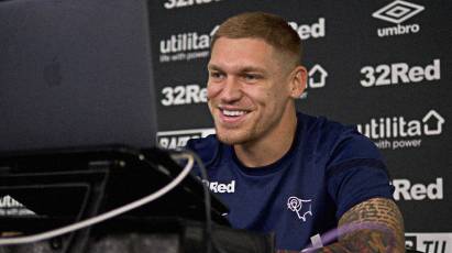 Waghorn Surprises Rams Supporter To Support World Mental Health Day