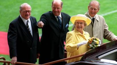 Queen Elizabeth II: Obituary