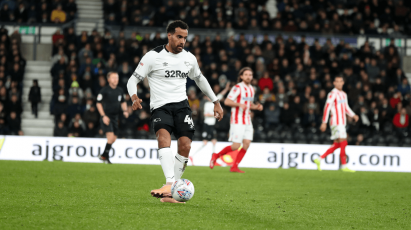 Huddlestone Praises Level Of Performance Against Stoke City